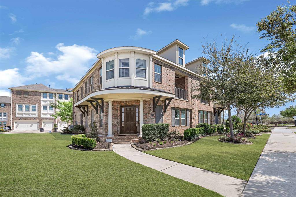 726 Imperial BLVD, Sugar Land, TX 77498