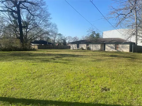 23120 E Wildwood RD, Porter, TX 77365