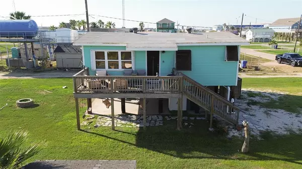 311 Oyster ST, Surfside Beach, TX 77541