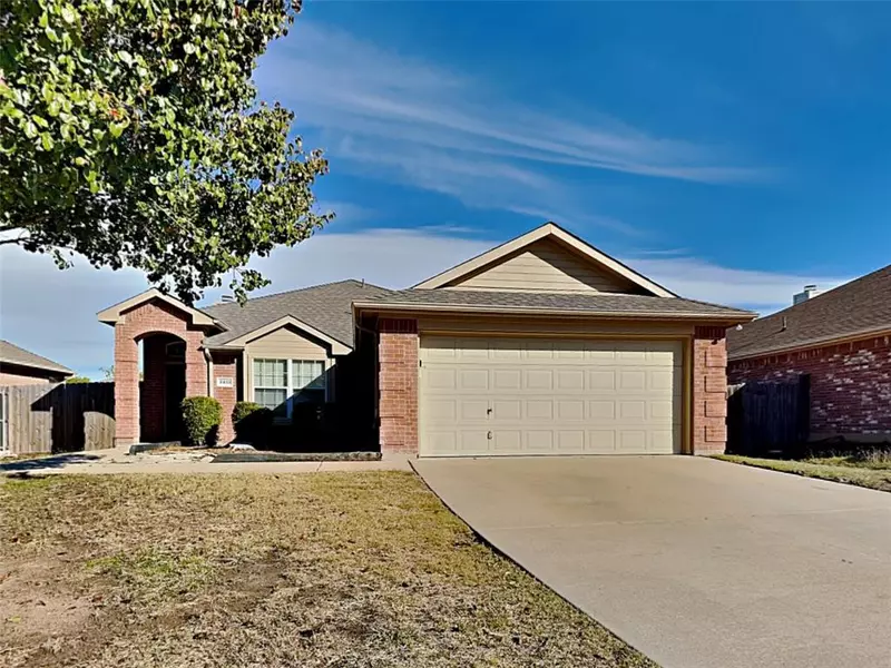 3413 Charing Cross RD, Midlothian, TX 76065