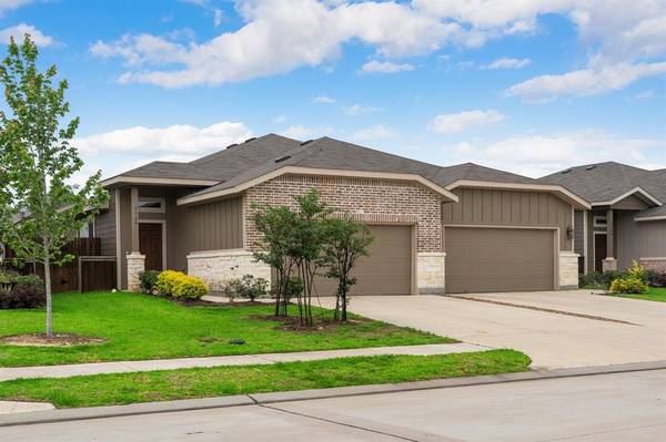 9736 Grosbeak LN, Magnolia, TX 77354