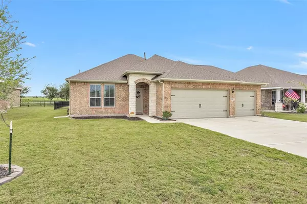 2411 Three Wood WAY, Navasota, TX 77868