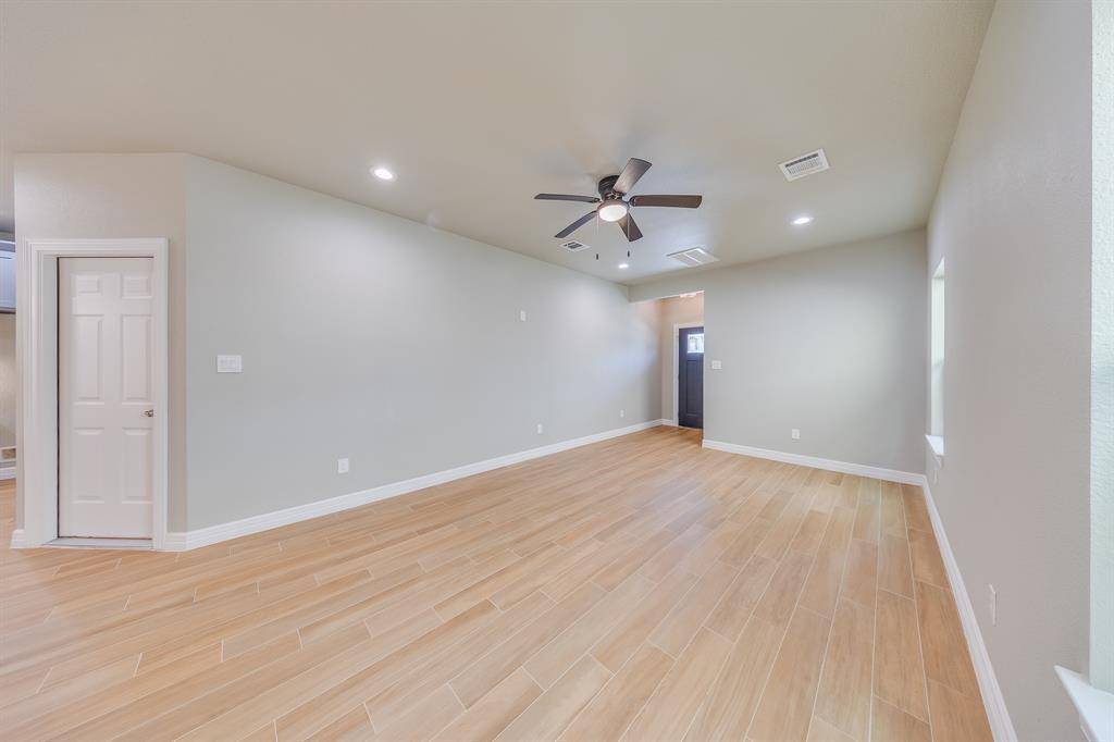 Houston, TX 77091,2142 De Soto ST