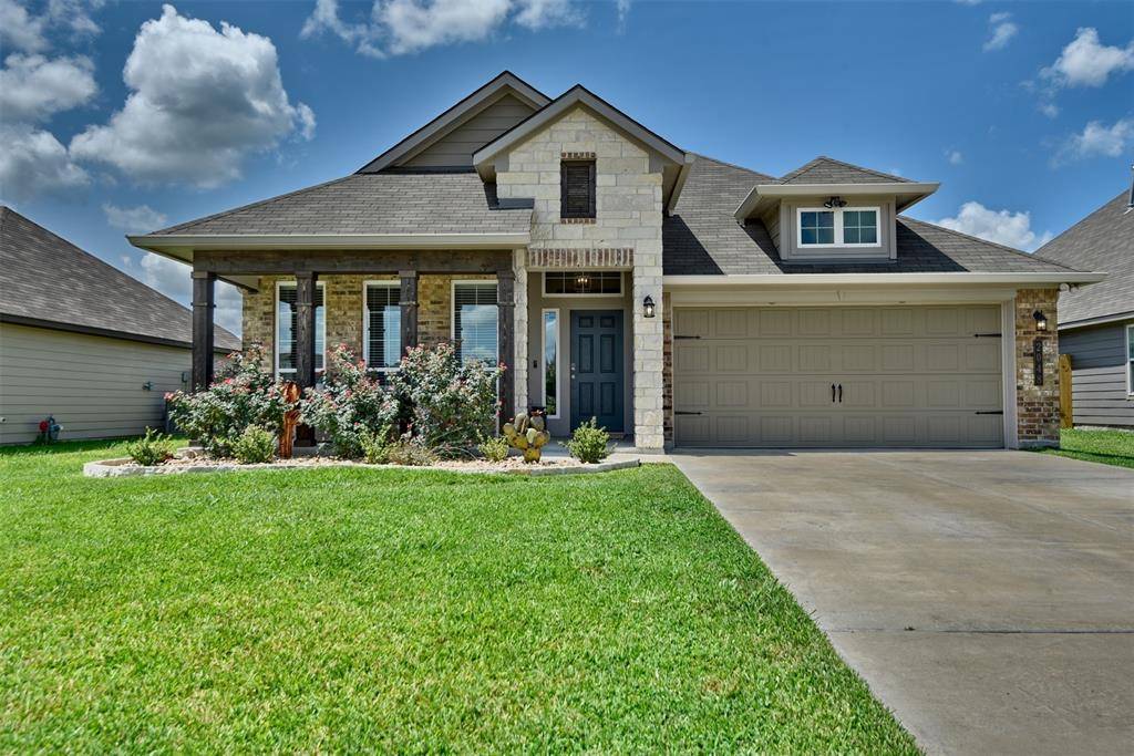 2048 Muscadine TRL,  Brenham,  TX 77833