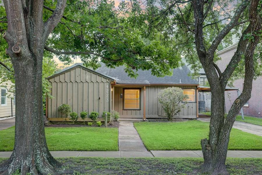 4223 Tennyson ST, Houston, TX 77005