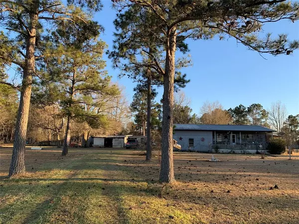 1208 COUNTY ROAD 2112, Liberty, TX 77575