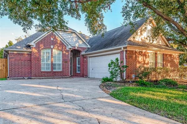 3215 Shadowfern CT, Houston, TX 77082