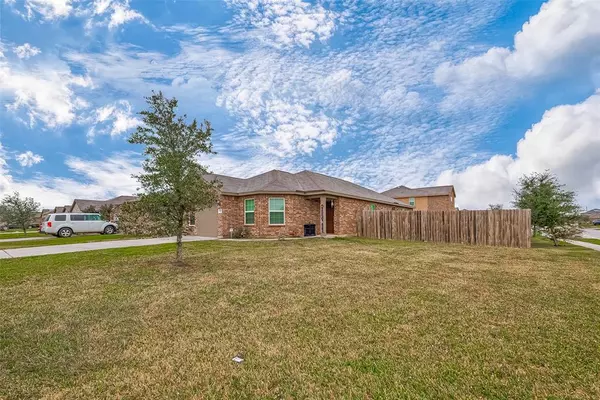 Rosharon, TX 77583,9915 Garnet Grove DR