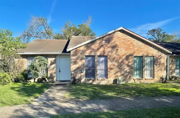 5759 Easthampton Drives #A, Houston, TX 77039