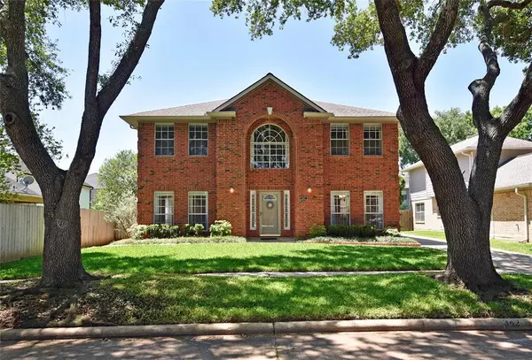 342 Scarlet Maple DR, Sugar Land, TX 77479