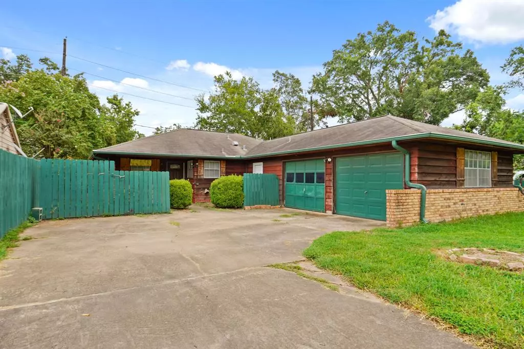 Katy, TX 77493,818 Dollins ST