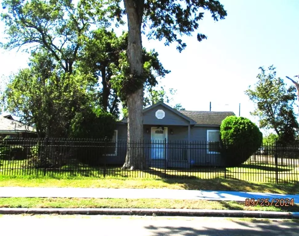 Houston, TX 77026,2810 Schweikhardt ST