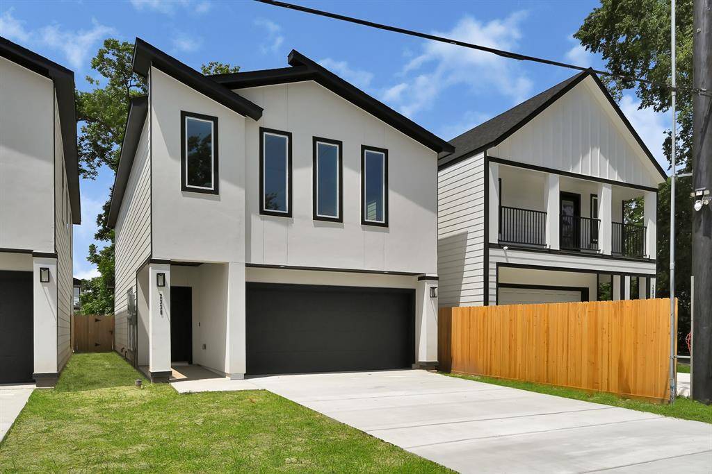 2325 Hampton Drive, Houston, TX 77088