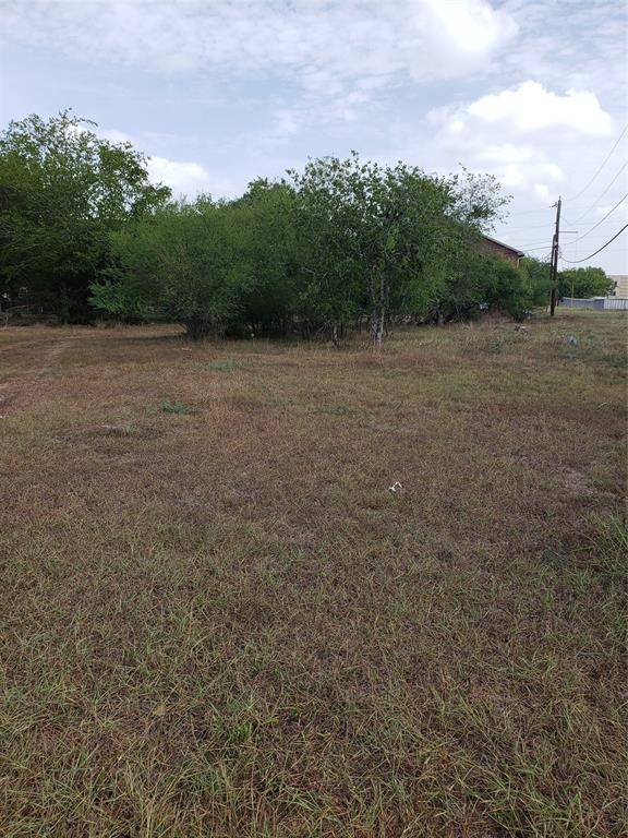 Lot 3R E Texas ST E, Cuero, TX 77954