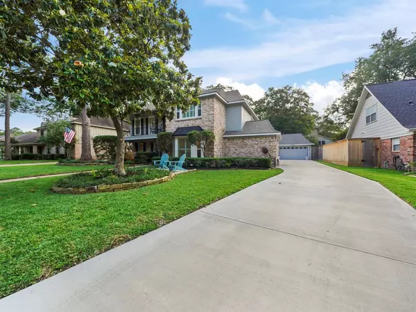 Houston, TX 77079,823 Thornvine LN