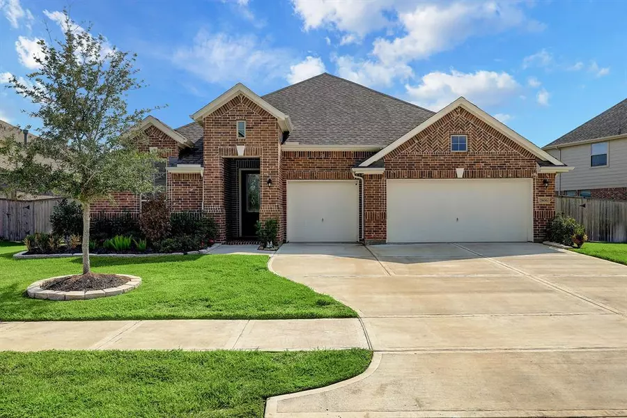 7806 Pecan Place LN, Richmond, TX 77469