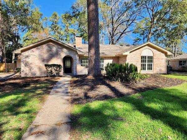 1915 Maple Lakes DR, Kingwood, TX 77339