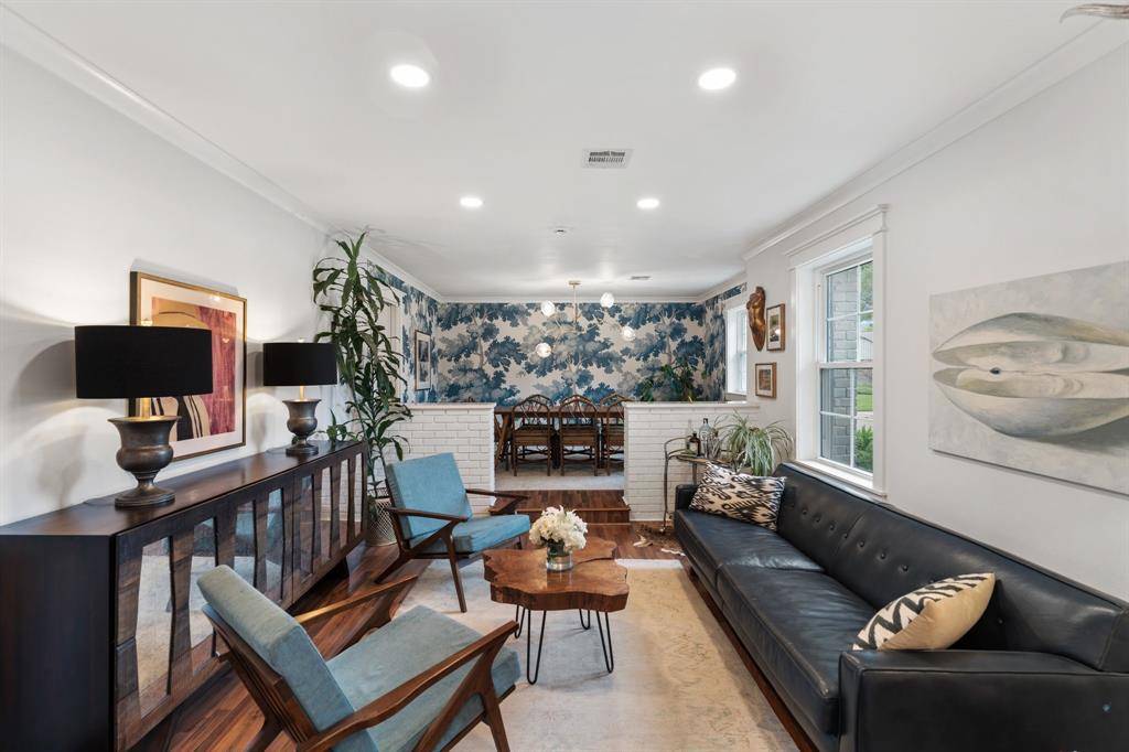 Houston, TX 77042,10002 Briar Rose DR