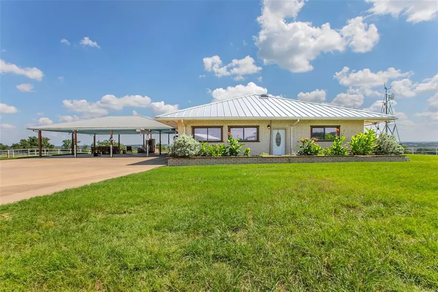 5805 County Road 301, Jonesboro, TX 76538