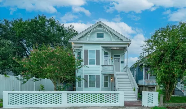 3007 Avenue Q, Galveston, TX 77550