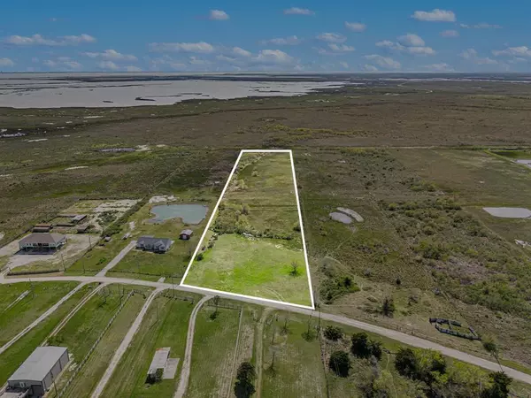 Hitchcock, TX 77563,0000 S Redfish ST