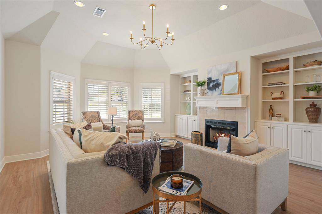 College Station, TX 77840,922 Grand Oaks CIR