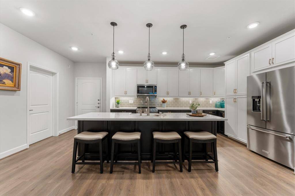 Houston, TX 77055,6804 Westview DR #1408