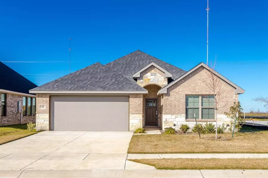 110 Randal ROW, Corsicana, TX 75110