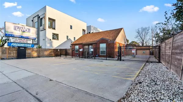 4928 Old Spanish TRL, Houston, TX 77021