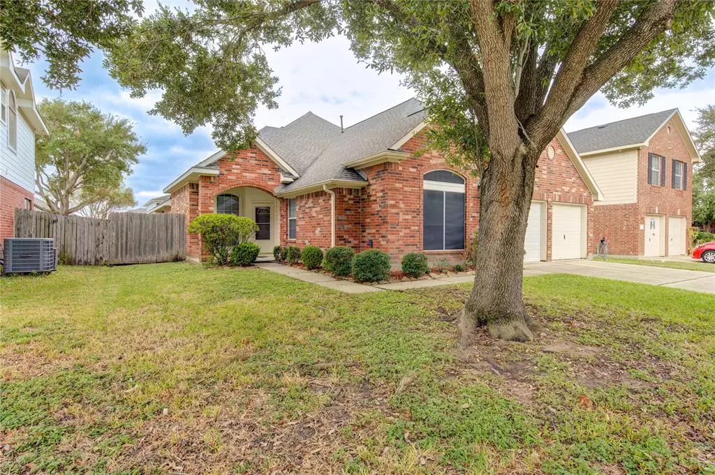 Pasadena, TX 77505,5206 Danielle DR