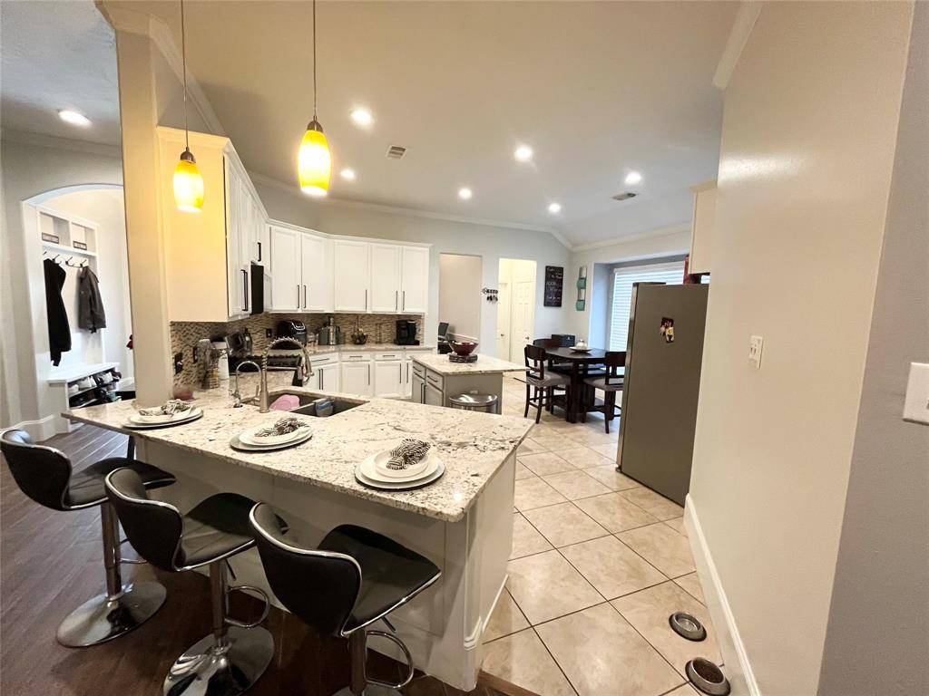 Houston, TX 77095,7303 April Creek LN