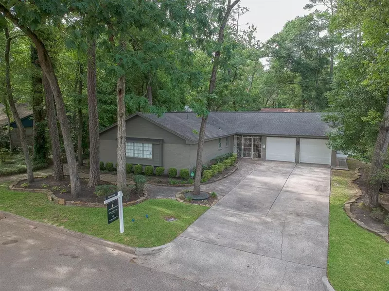 24 Woody Creek DR, Conroe, TX 77301