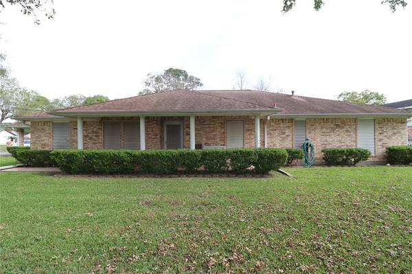 102 N Noble RD, Texas City, TX 77591