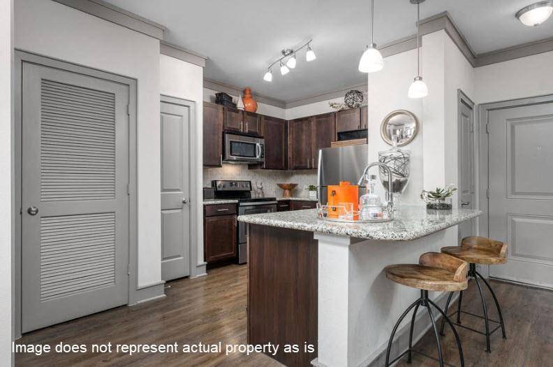 Carrollton, TX 75010,4689-5107 Mustang Pkwy