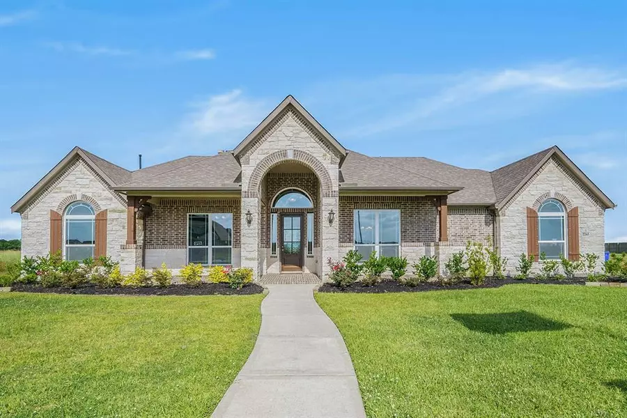 2265 Diamond D DR, Beaumont, TX 77713