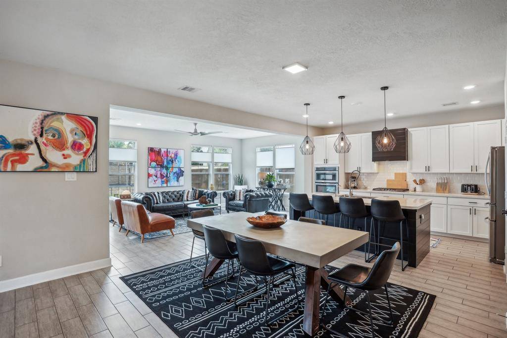 6019 Rivergrove Bend DR, Humble, TX 77346