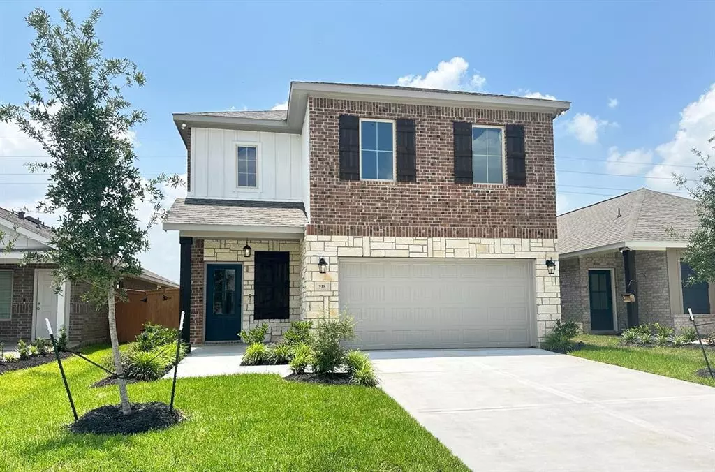 Beasley, TX 77417,918 Mockingbird Passage DR