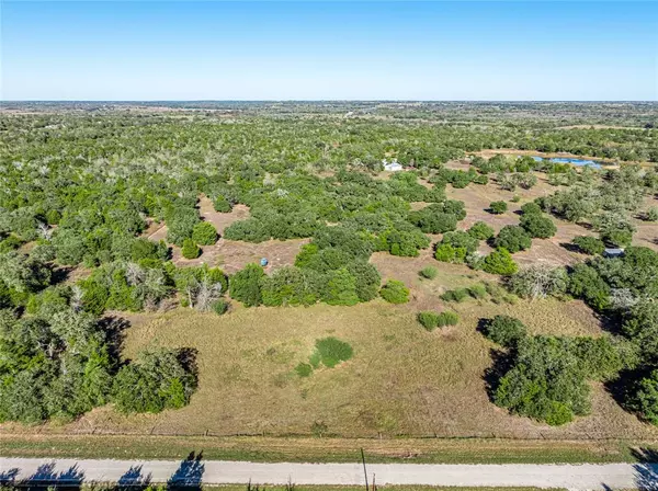 Fayetteville, TX 78940,000 Sandy Lane