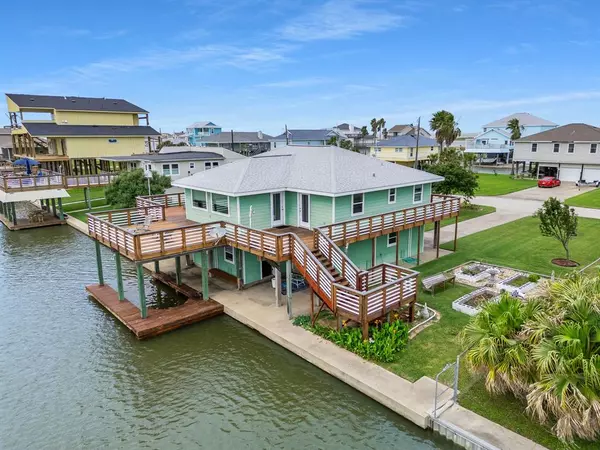 3815 Spanish Wells Drive RD, Galveston, TX 77554