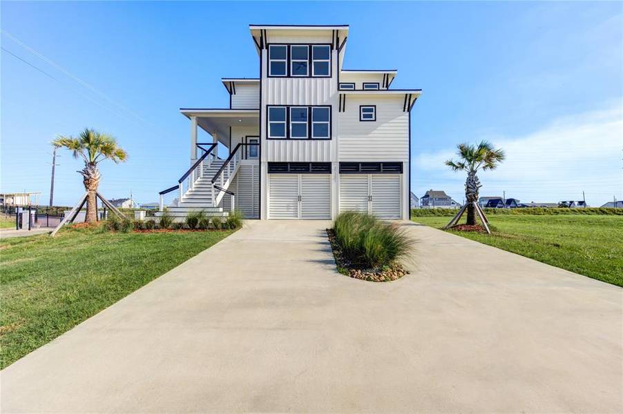 21201 Scissor Tail LN, Galveston, TX 77554