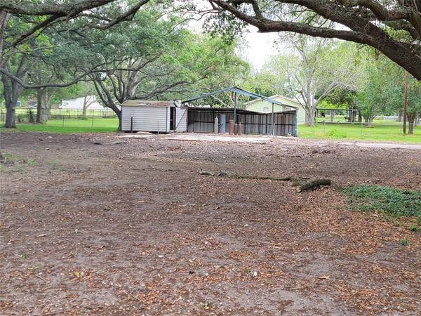 Alvin, TX 77511,15914 County Road 191