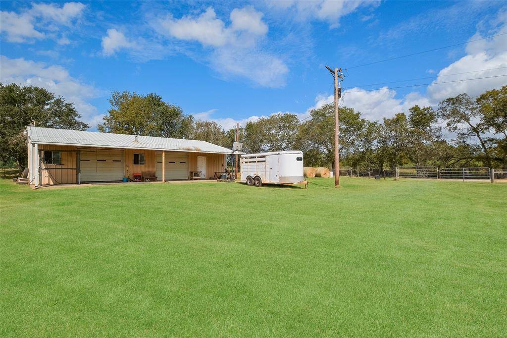 Boling, TX 77420,10723 Fm 442 RD