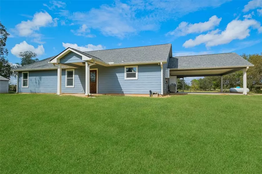 10723 Fm 442 RD, Boling, TX 77420