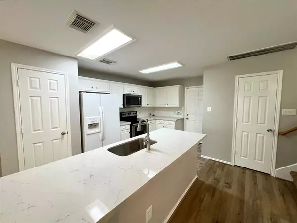 The Woodlands, TX 77382,327 Sentry Maple PL