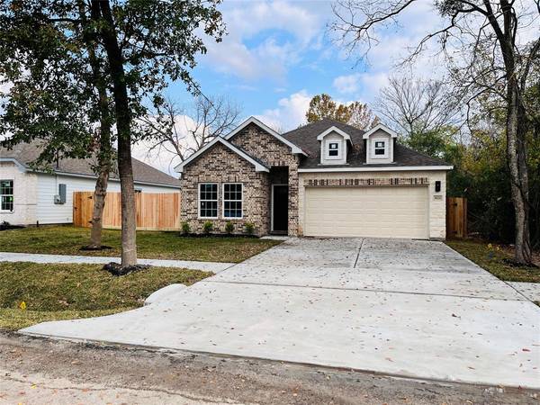 8022 Moon Beam ST, Houston, TX 77088