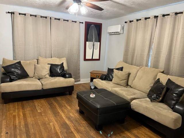 Huntsville, TX 77340,617 12th ST #3