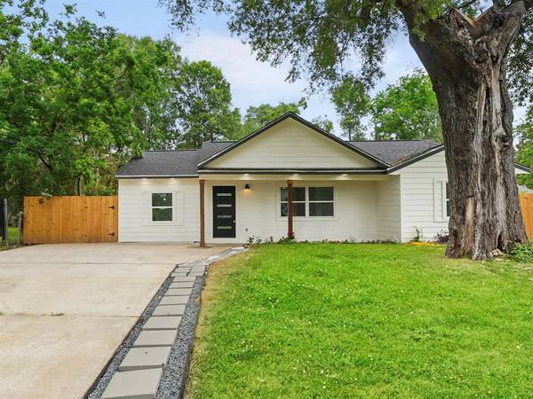 5127 Ditmas LN, Houston, TX 77021