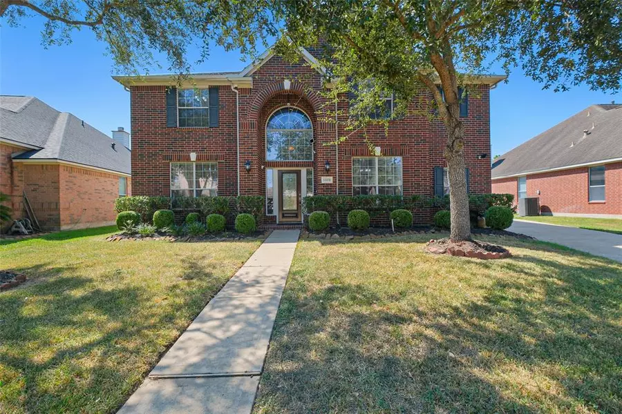 14831 Jackson Sawmill LN, Sugar Land, TX 77498