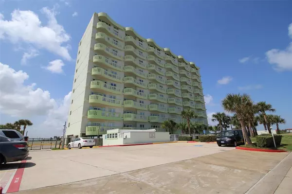 9420 Seawall BLVD #703, Galveston, TX 77554