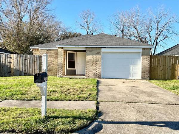 5306 Deborah LN, Baytown, TX 77521